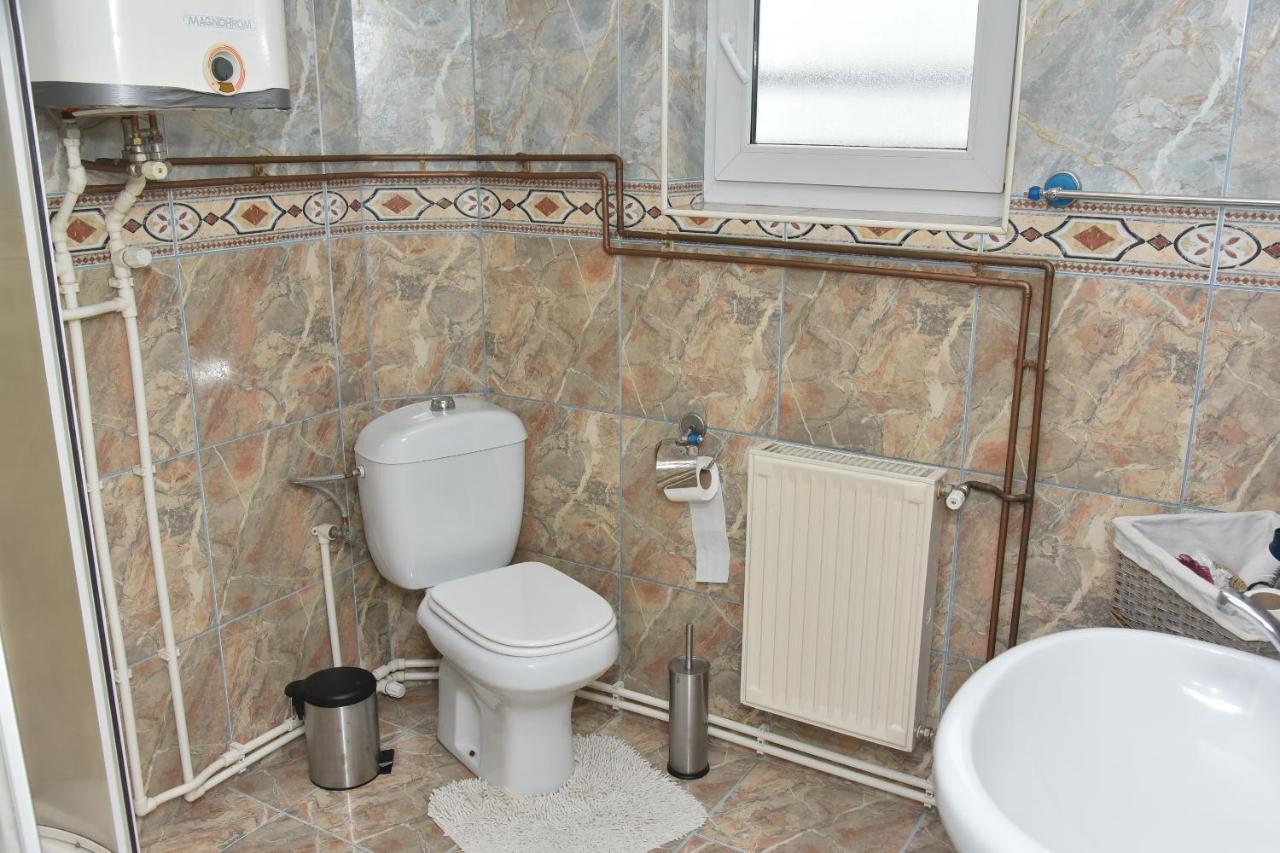 Blue House Apartment Ni Eksteriør bilde