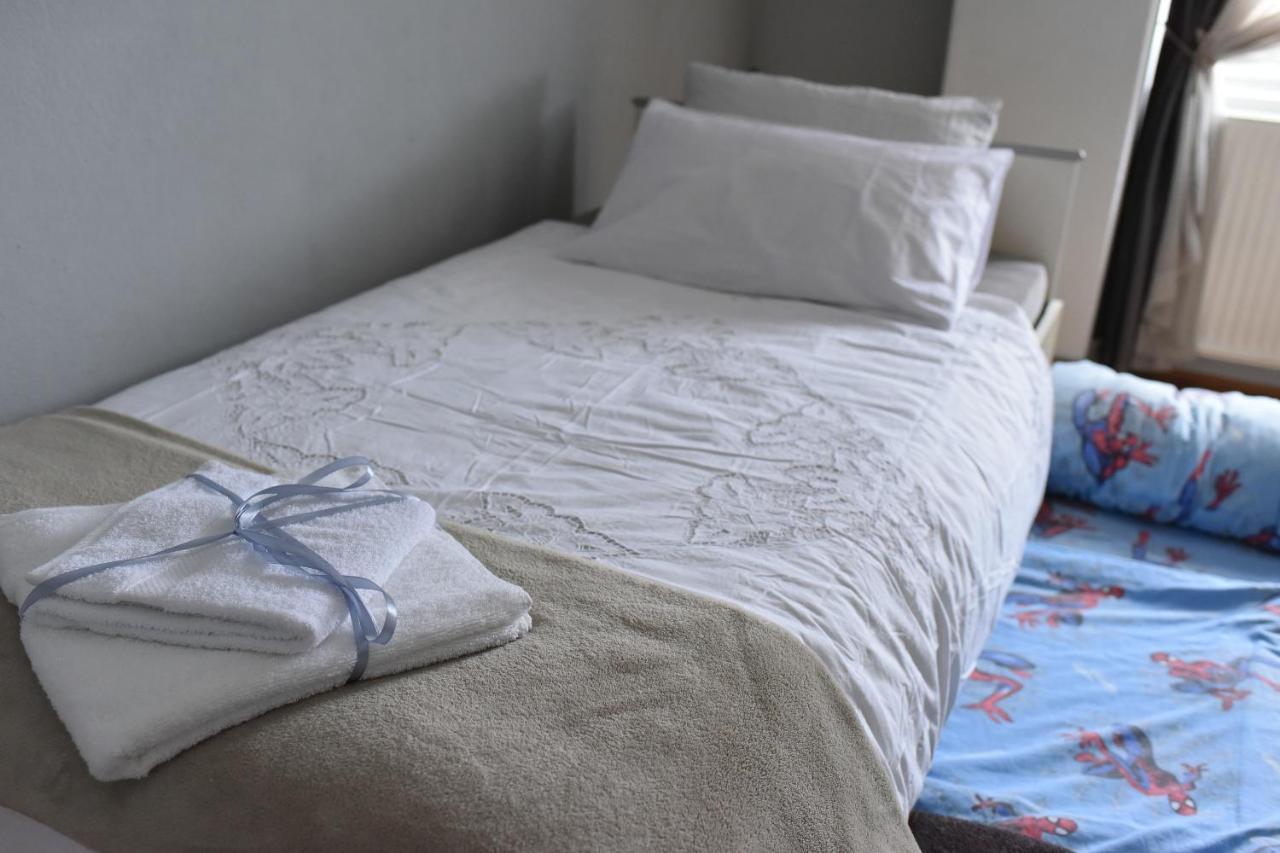 Blue House Apartment Ni Eksteriør bilde