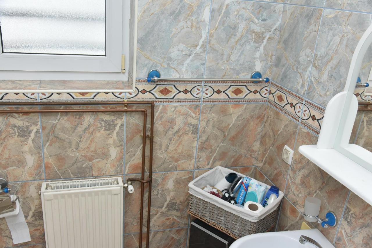 Blue House Apartment Ni Eksteriør bilde