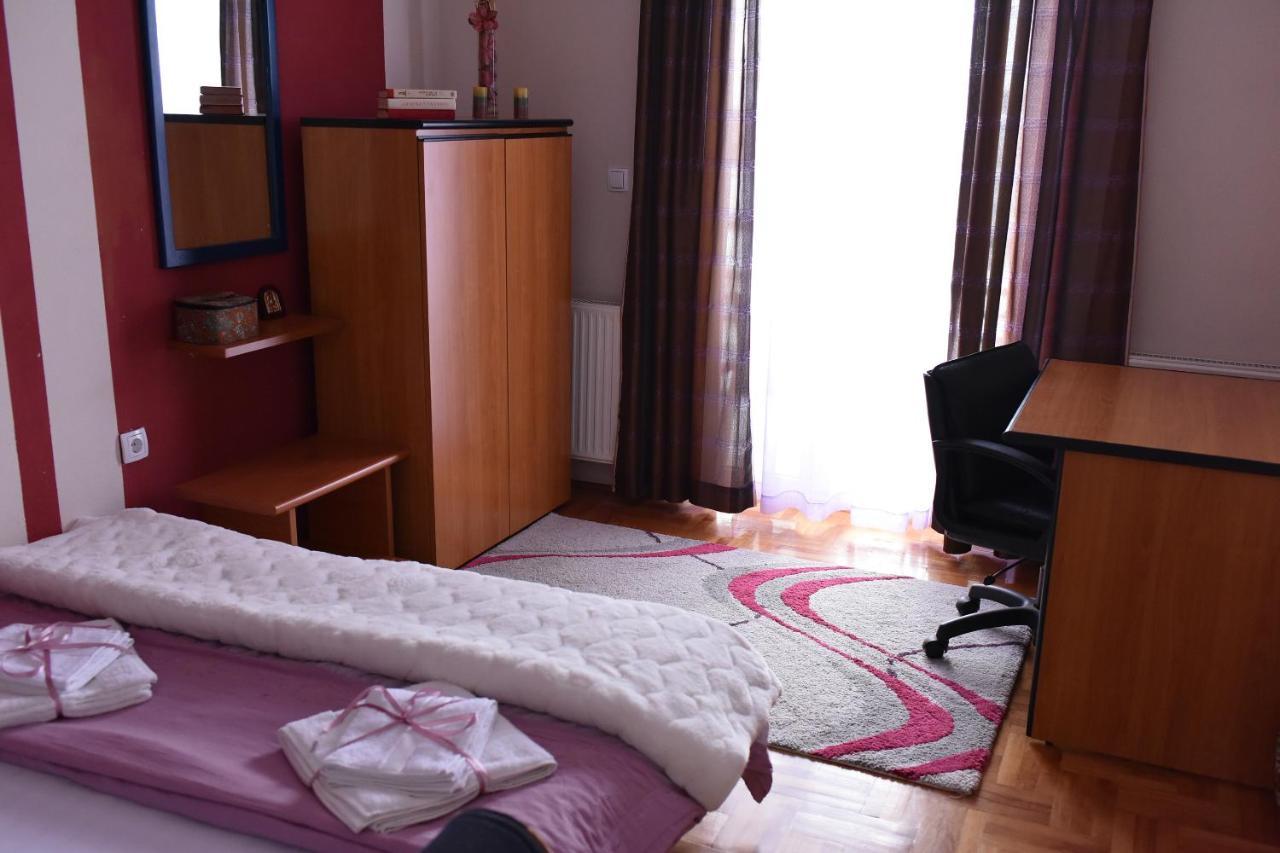 Blue House Apartment Ni Eksteriør bilde